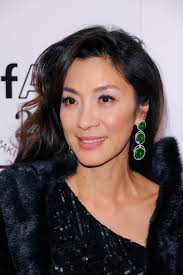 Michelle Yeoh added a glamorous touch of color to her sequined gown with tiered emerald green - Michelle%2BYeoh%2BDangle%2BEarrings%2BDangling%2BGemstone%2B9EgjANJ9zZxl