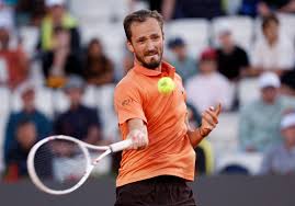 Avanza Medvedev a Cuartos de Final en Roma -