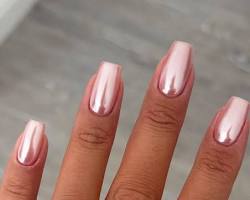 Hình ảnh về Chrome pink nails