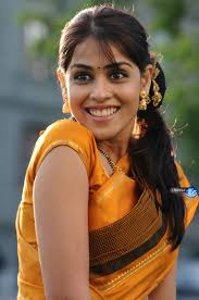 Actress Genelia D&#39;Souza Stills in Uthama Puthiran Movie - Uthama-Puthiran-Movie-Stills-0030