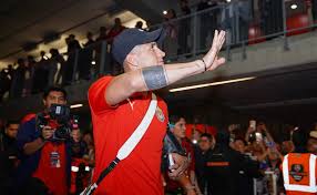 ¡Baja a la vista! Jugador de Chivas ya viaja a Monterrey y estaría cerca de firmar su salida del Club