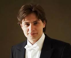 Mikhail Tatarnikov studied opera and symphony conducting at the St Petersburg State Rimsky-Korsakov Conservatoire (class of Alexander Polishchuk). - tatarnikov_bio1