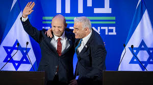 לפיד: "איזנקוט יצטרף אליי ואל בנט בעוד שבועיים-שלושה"