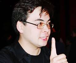 Kazakh conductor - winner of Nicolai Malko prize (2001) - Alan Buribayev. Photo. On the eve of the concert Bisengaliev and orchestra representatives met and ... - kazak023