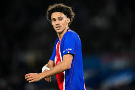 Manchester City – PSG : les compos officielles avec Akliouche, Kvara sur le banc