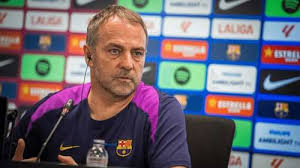 Pai de Hansi Flick, do Barcelona, morre horas antes de jogo decisivo de La Liga