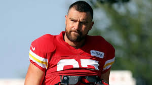 Travis Kelce Interaction during Chiefs Practice