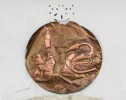 Gambar Etsa Relief