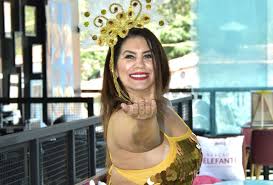 Bruna Ferraz, Ex-Banheira do Gugu, vira musa do Carnaval de rua e promete fazer história