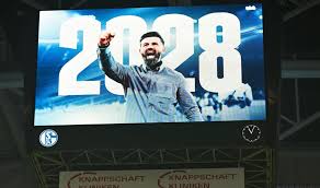 Architect van promotie Schalke 04 aan het woord: 'De band was beschadigd'