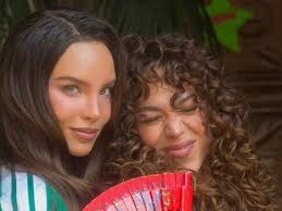 Danna y Belinda alientan a México: Ganando, como siempre
