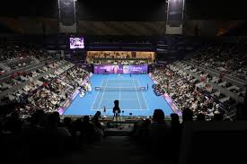 L'Open du Qatar commence aujourd'hui : Principaux matchs à suivre lundi et mardi avec Sinner et Alcaraz.