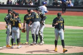 アメリカ代表3投手がまさかの開幕戦炎上… WBC影響説に米識者の見解は？「不運が重なった」「言い訳はしづらい」