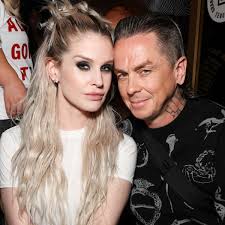 E! Online - News update