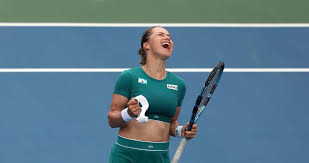 Putintseva's Stunning Comeback Against Bencic: How a 30-Year-Old Veteran Is Rewriting the US Open Survival Blueprint