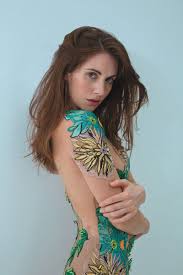 Résultat de recherche d'images pour "alison brie"