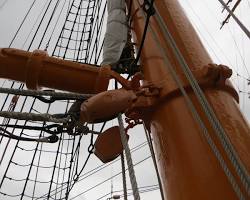 Image of Gooseneck on a sailing boat