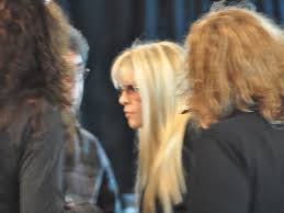 Résultat de recherche d'images pour "stevie nicks on a horse"