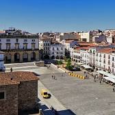 Cáceres‎