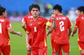 đội tuyển bóng đá u-23 quốc gia kyrgyzstan đấu với u-23 việt nam - U23 Việt Nam, đội bóng Đông Nam Á, giành chiến thắng lịch sử trước đối thủ Trung Á (lịch sử đối đầu, giải trẻ châu Á)