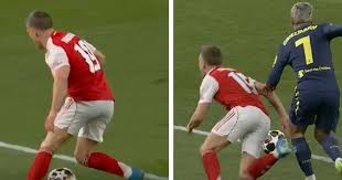 Should Leandro Trossard have received penalty after tussle with Atletico Madrid man Antoine Griezmann? Explained