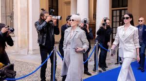 Miranda Priestly Hangs Up Her Own Coat Now