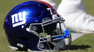 Giants wide receiver suffers possible serious non-contact injury at OTAs
