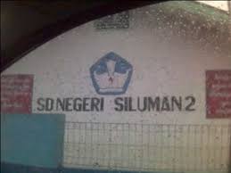 Hasil gambar untuk tempat teraneh di indonesia