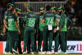 Tri-series: Pakistan wins toss, opts to field against Zimbabwe