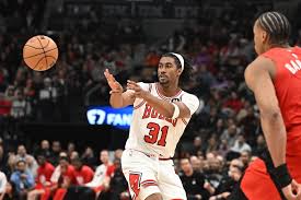 O novo visual dos Bulls se ajusta rapidamente, entretendo os Nuggets