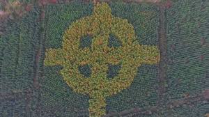 Résultat de recherche d'images pour "Croix celtique"