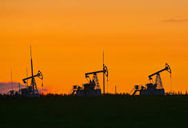 Petróleo em alta após ataque ao Irã: quais ações do setor são mais afetadas na B3?
