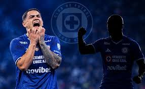 Cruz Azul lo buscó en Europa, está en la Liga MX y sería un buen reemplazo para el Toro Fernández