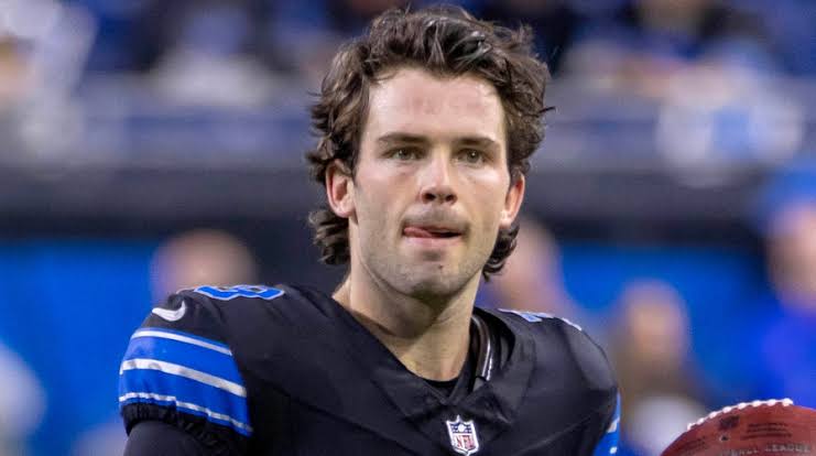 Lions' Jake Bates sends fans into frenzy over sultry clip as he sets  franchise record | Fox News