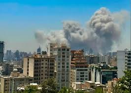EE.UU. e Israel atacan Irán, en vivo: última hora, imágenes y noticias
