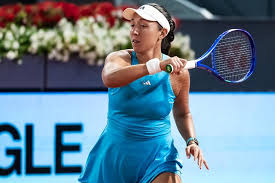 Pegula estreia bem em Madri, McNally derruba a top 10 Mboko