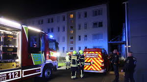 Explosion in Chemnitz: Mieter schwer verletzt, Haus evakuiert - Imagen ilustrativa del artículo