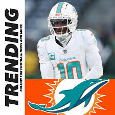 #Dolphins WR Tyreek Hill has a new profile picture… (swipe)