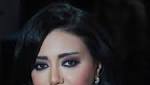 رانيا يوسف وروجينا بدون مكياج