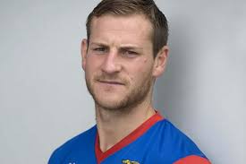 GARY WARREN admits the prospect of facing the Old Firm helped him opt for Inverness. New Inverness signing Gary Warren. GARY WARREN admits the prospect of ... - gary_warren-1198612