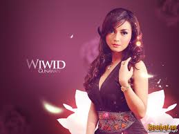 Hasil gambar untuk wiwid gunawan hot