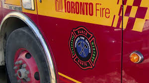 3-alarm fire tears through Toronto Humber Yacht Club in Etobicoke