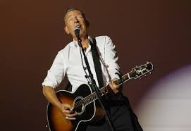 Bruce Springsteen sings 'Streets of Minneapolis' in Minneapolis as protest song hits No. 1