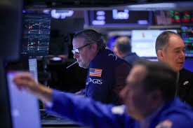 Wall Street Risk Complex Defies Rate Threat After Jobs Data