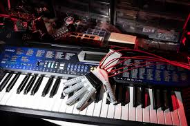 Revolutionary Robotic Glove Empowers Stroke Survivors in Piano Rehabilitation