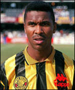 Lucas Radebe when he played for the Kaiser Chiefs - 749af2fe85cd9c6e4472e0ca7350d03c5aa0beb9