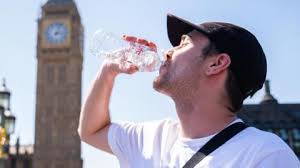 UK weather: Amber extreme heat warning issued as 35C heatwave approaches