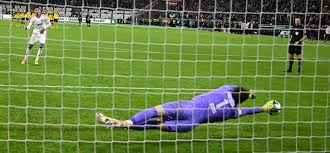 BVB gewinnt Krimi in Frankfurt - Wolfsburg und Augsburg raus