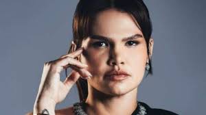 Operou? Thais Carla aposta em método das Kardashians após eliminar mais de 100 kg