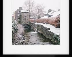 Image of Bridge House, Ambleside, in snow